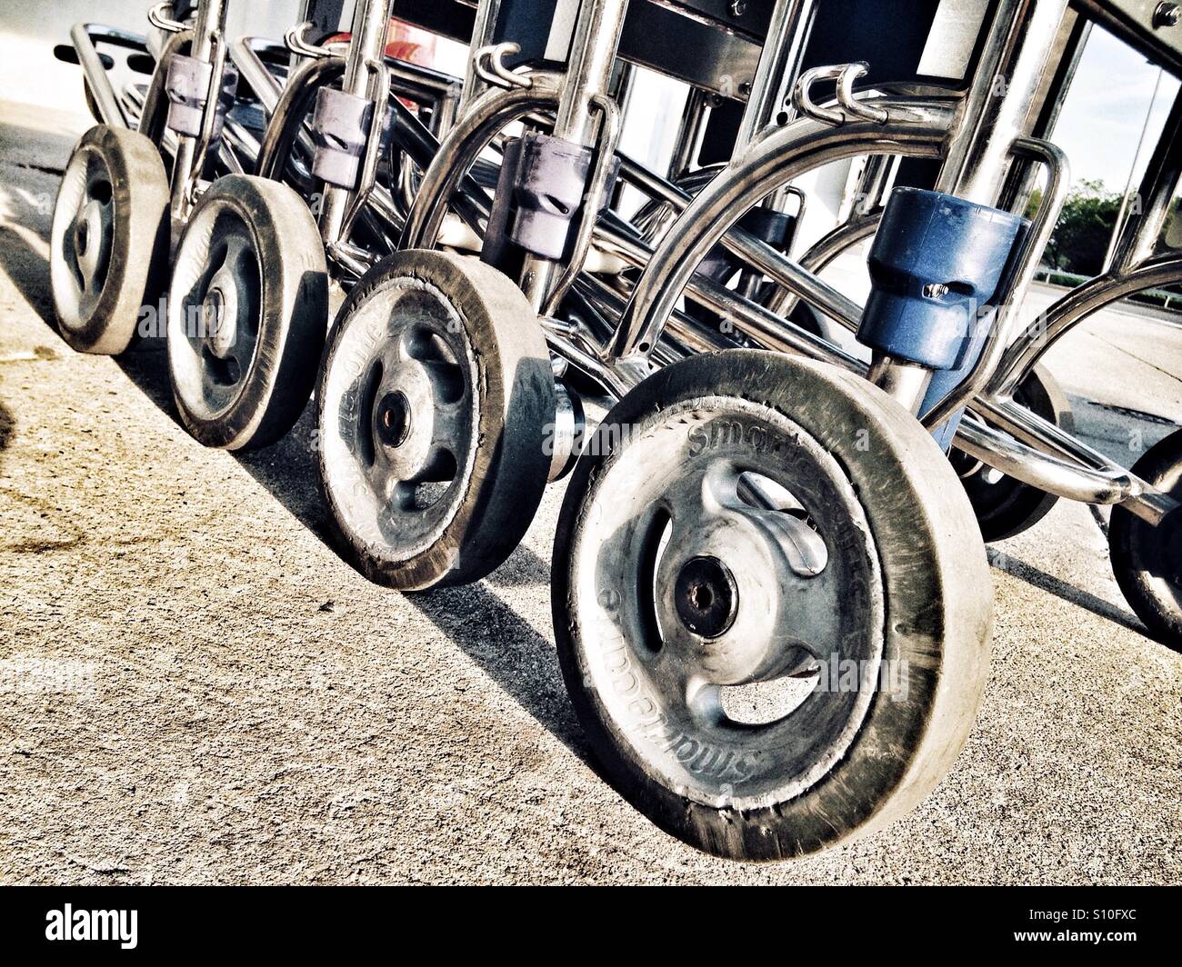 Four wheels hi-res stock photography and images - Alamy