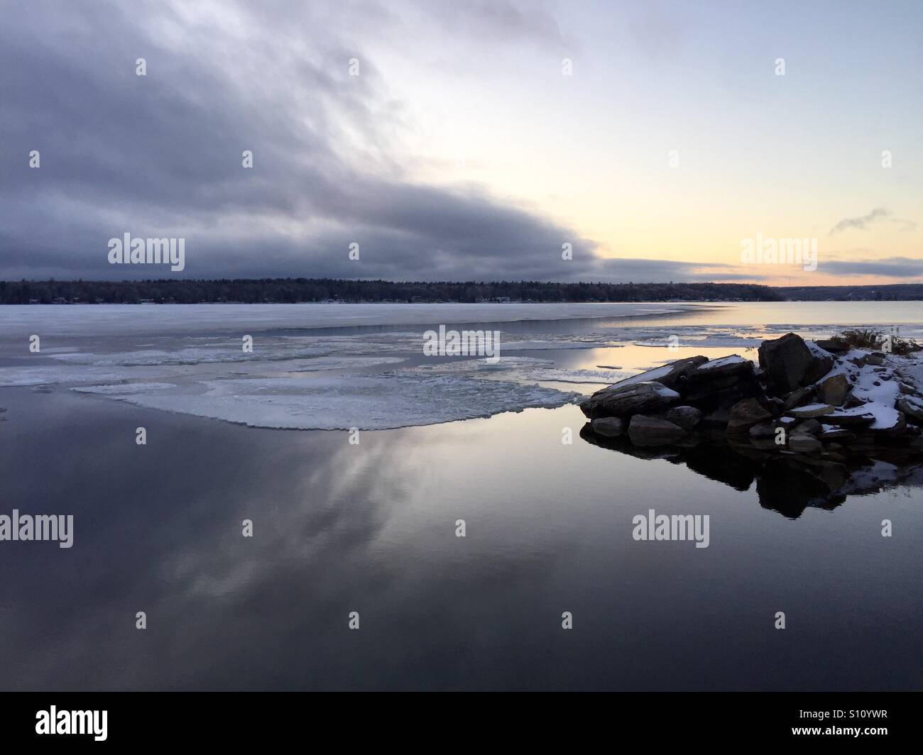 Lakeshore Stock Photo - Alamy