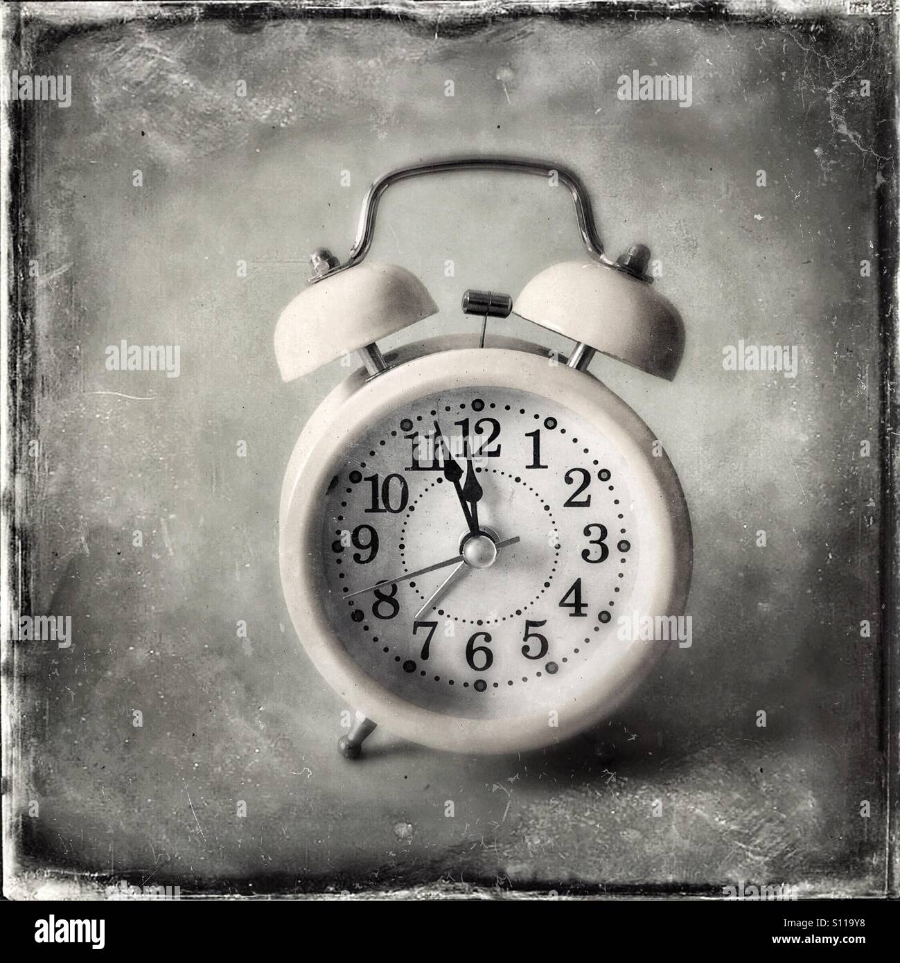 atomic clock 3 minutes to midnight atomic clock 3 minutes to midnight