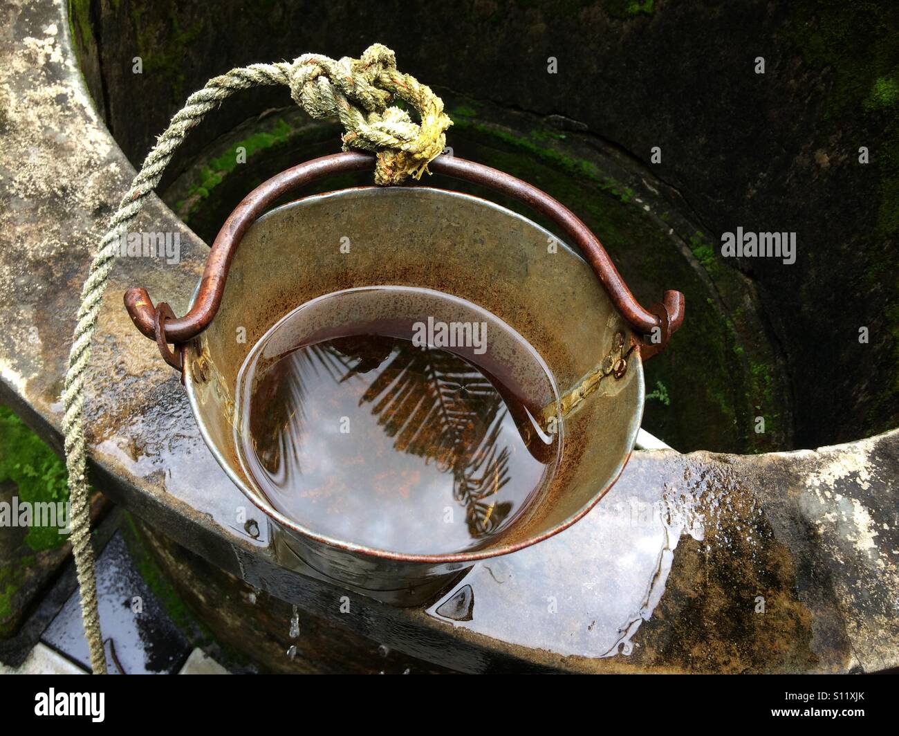 Water well bucket hires stock photography and images Alamy