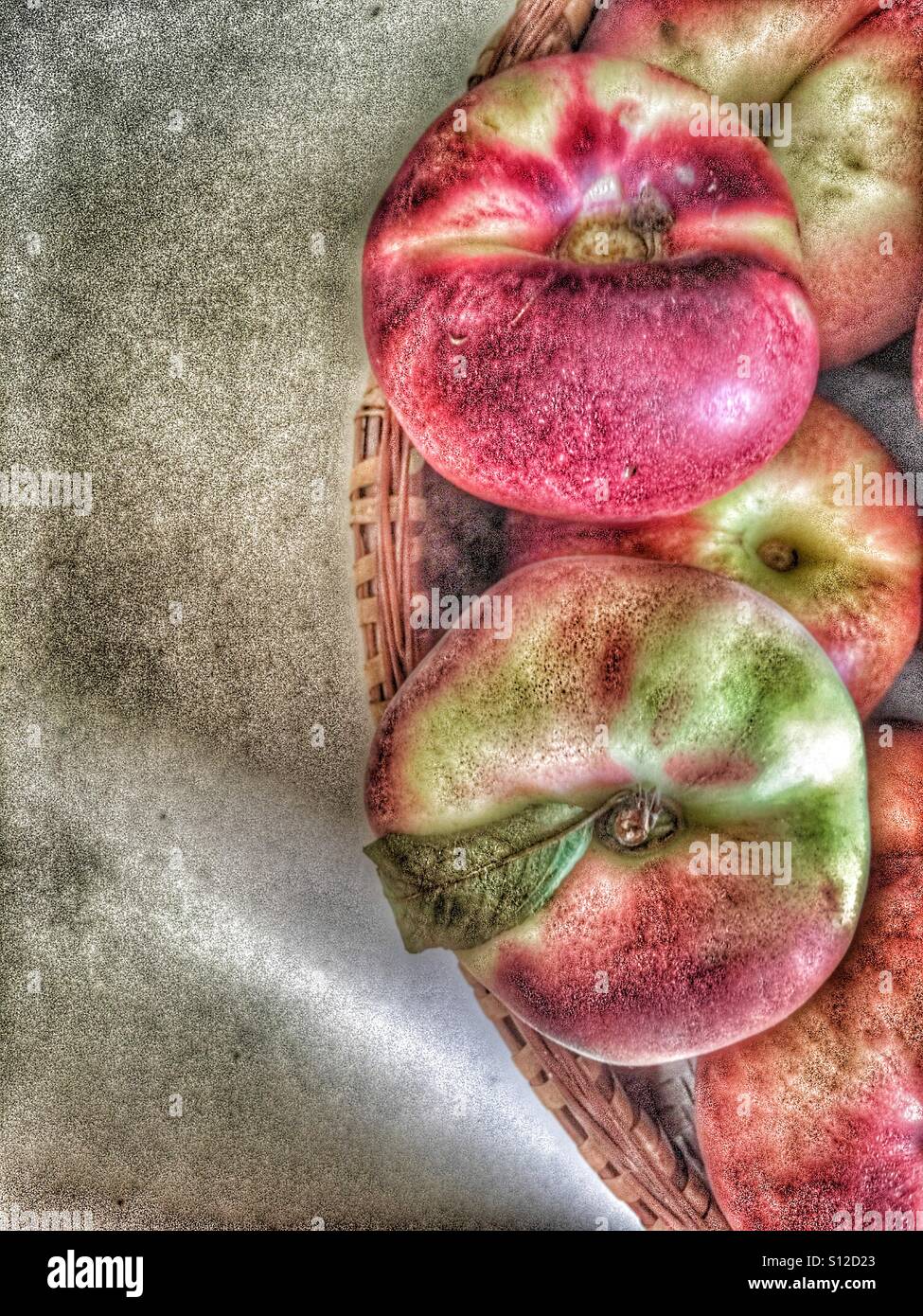 Nectarines and peaches in a fruit basket Stock Photo Alamy