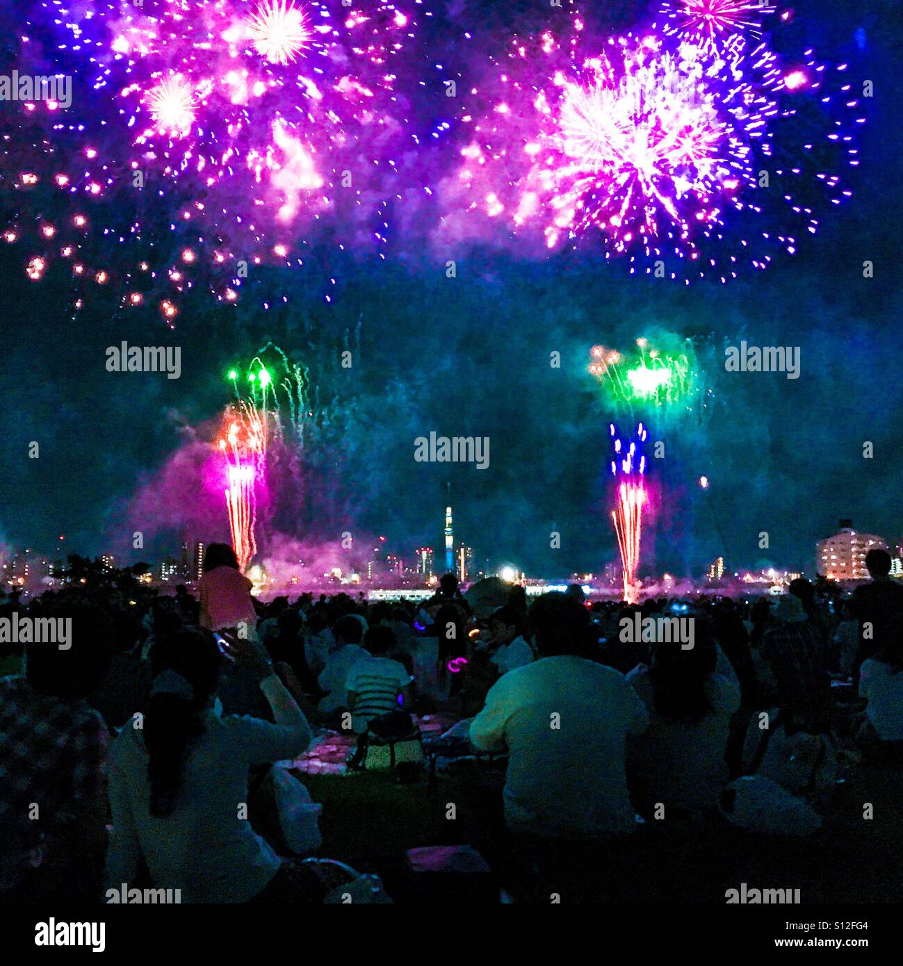 Japan fireworks burst hi-res stock photography and images - Alamy