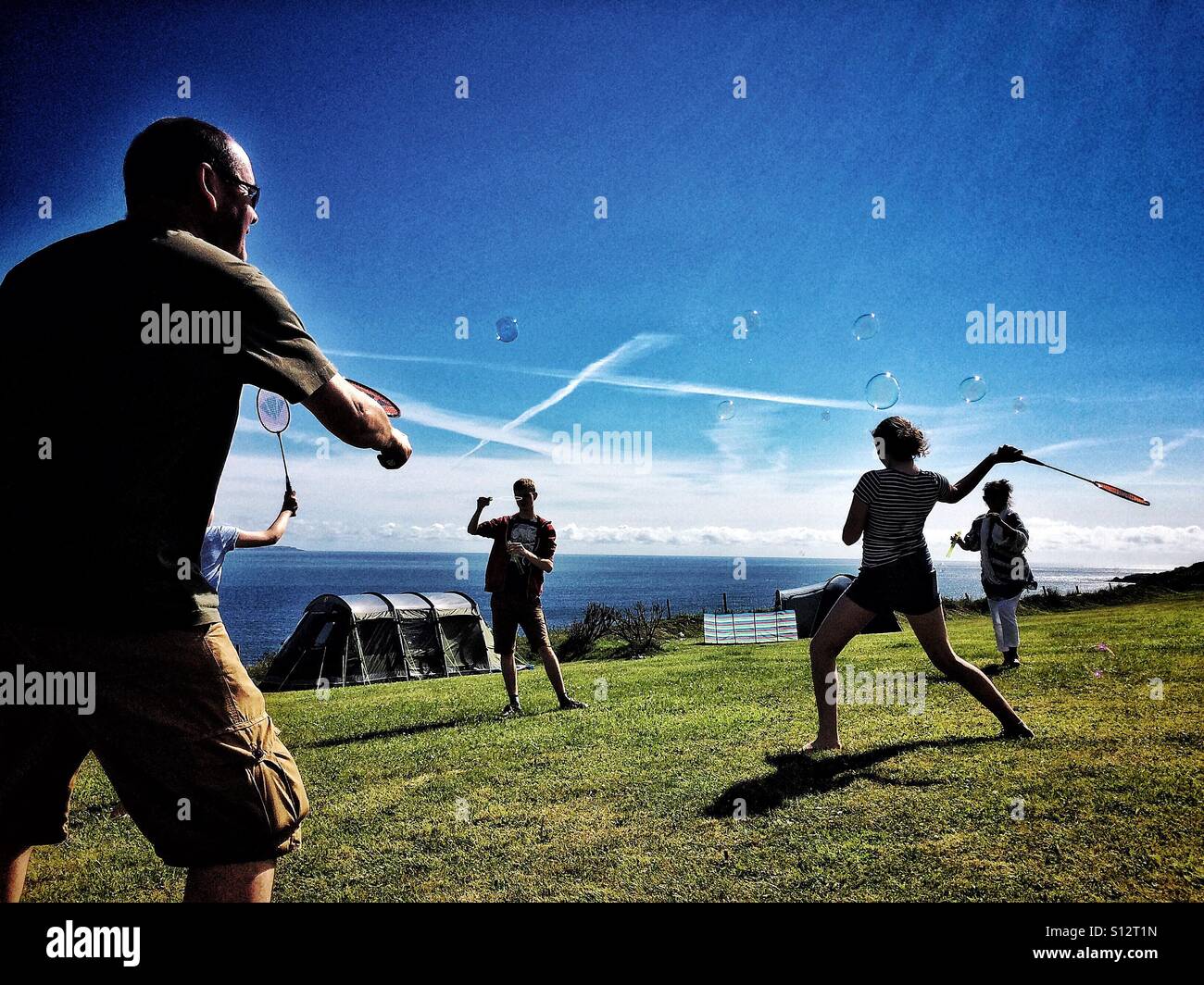 Bubbles popping hi-res stock photography and images - Alamy