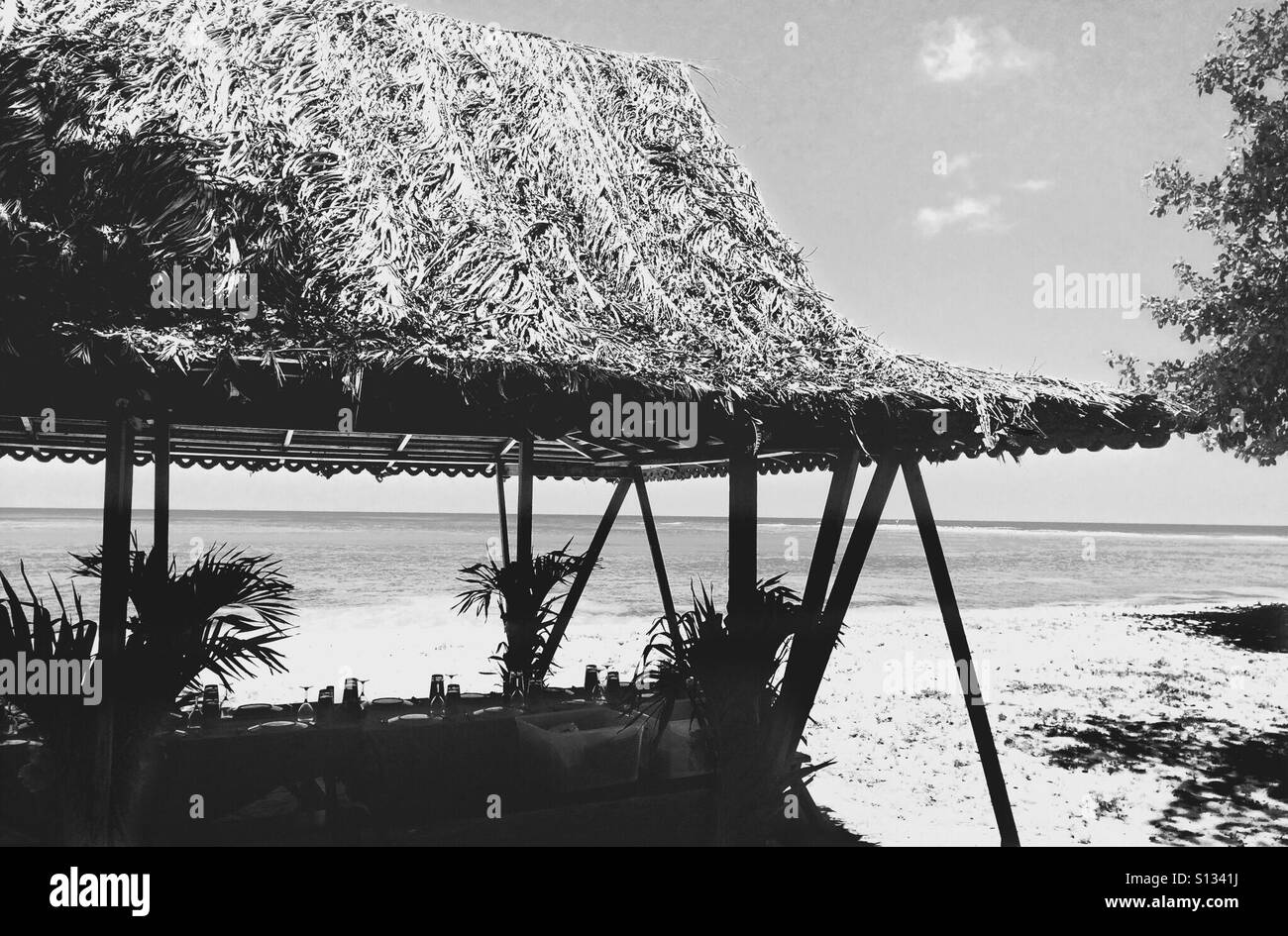 Caribbean view Black and White Stock Photos & Images - Alamy