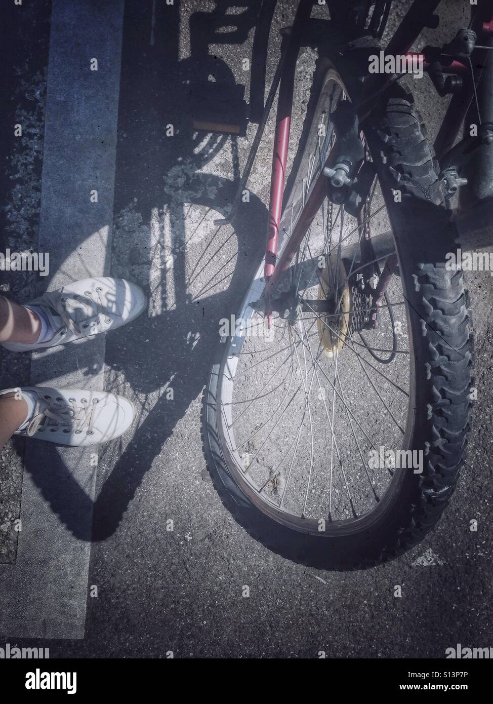 Damaged wheel of bicycle Stock Photo Alamy