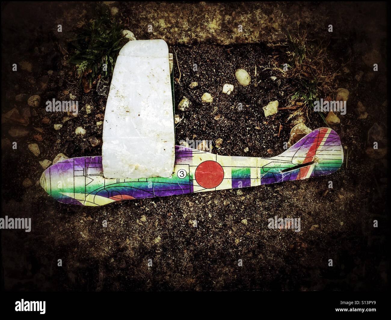 Broken airplane hires stock photography and images Alamy