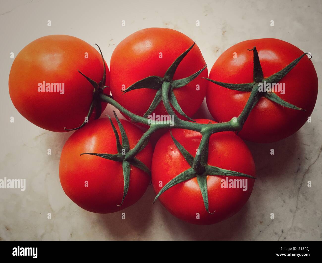 Five fresh red tomatoes hi-res stock photography and images - Alamy
