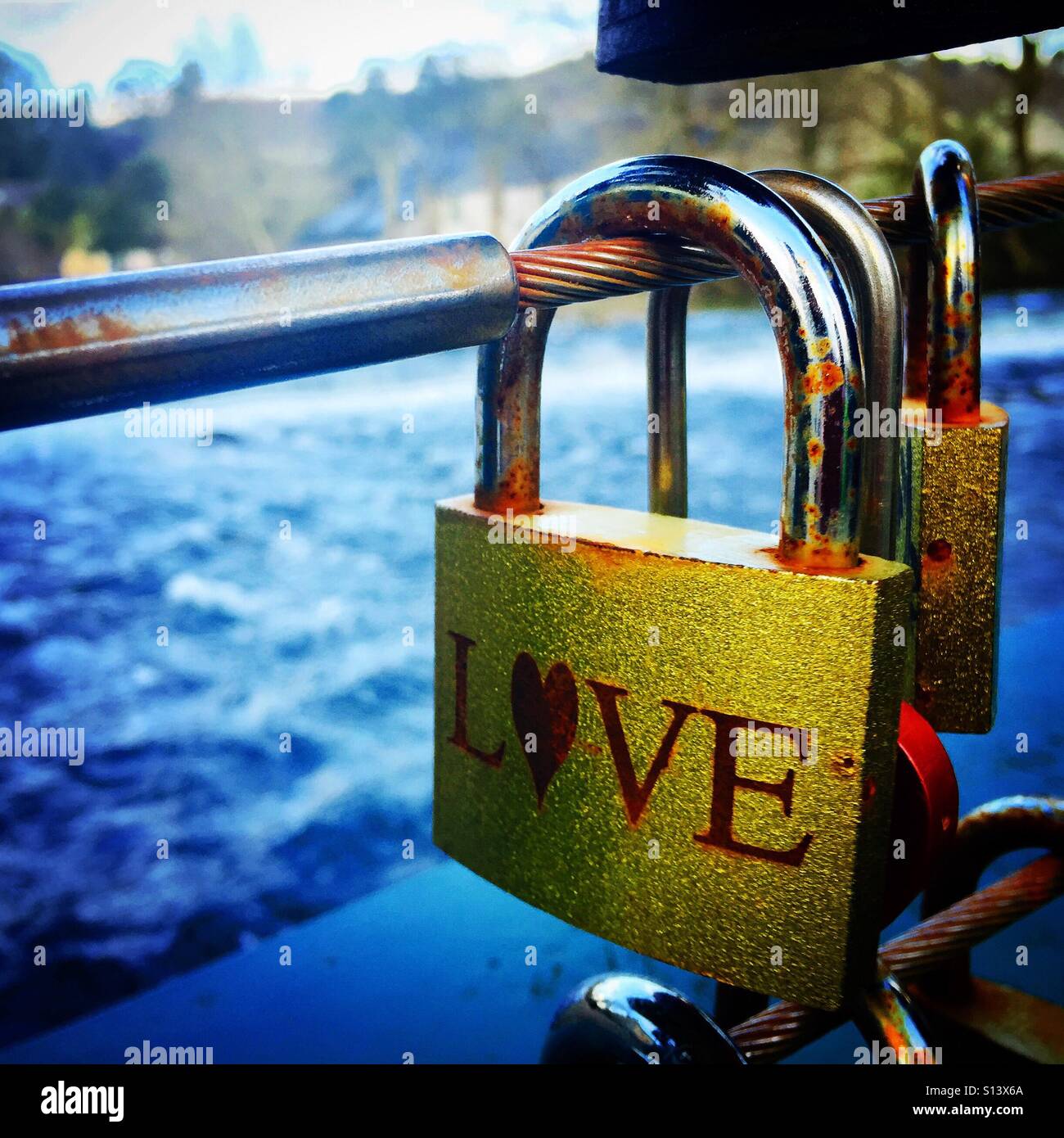 Padlock bridge hires stock photography and images Alamy