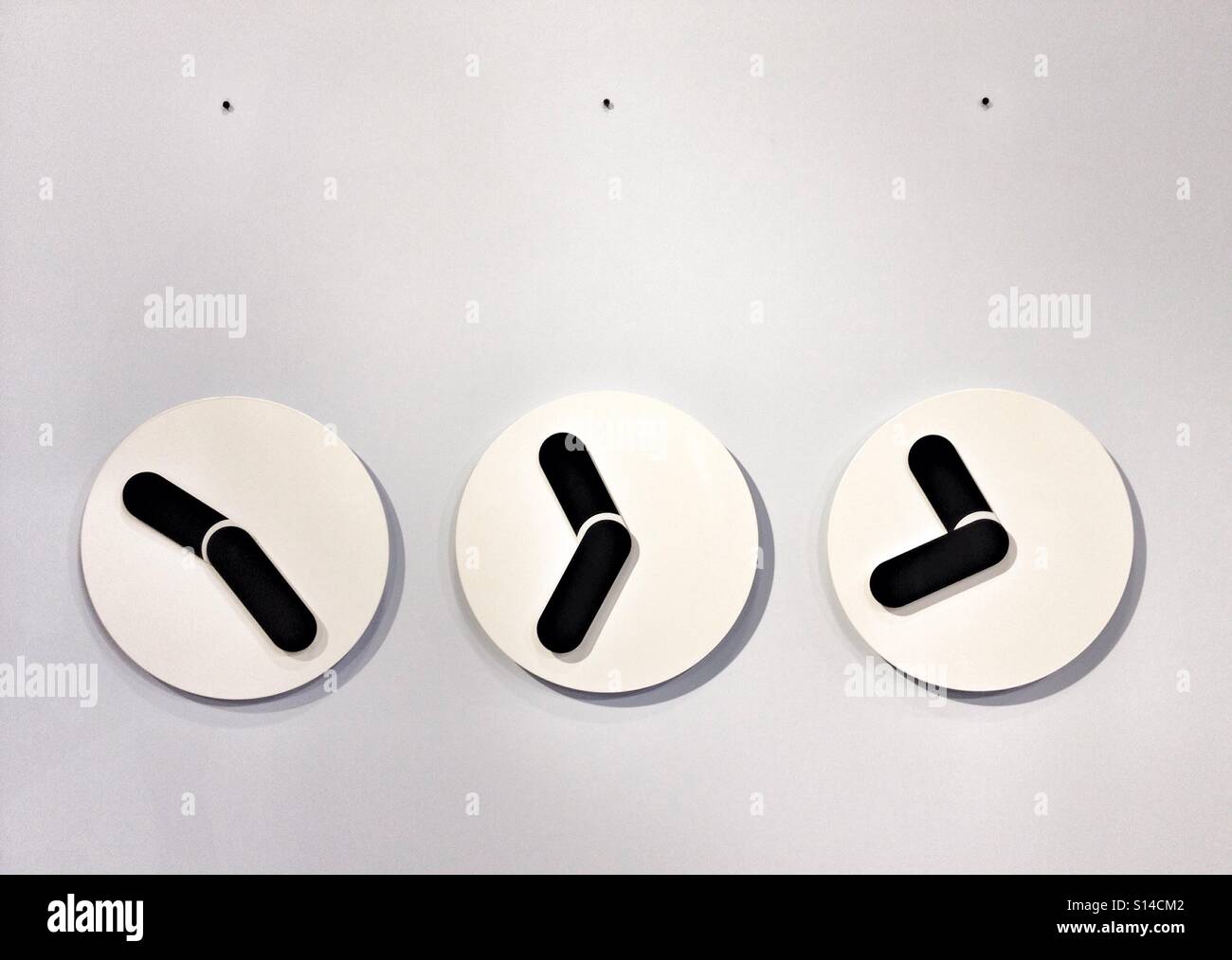Black Clocks High Resolution Stock Photography and Images - Alamy