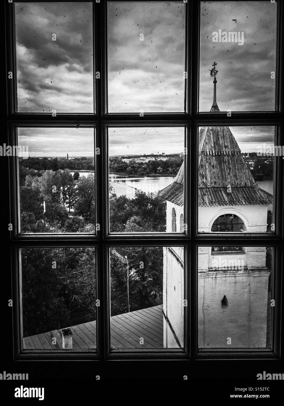 Window Black View City view through window Black and White Stock Photos & Images - Alamy