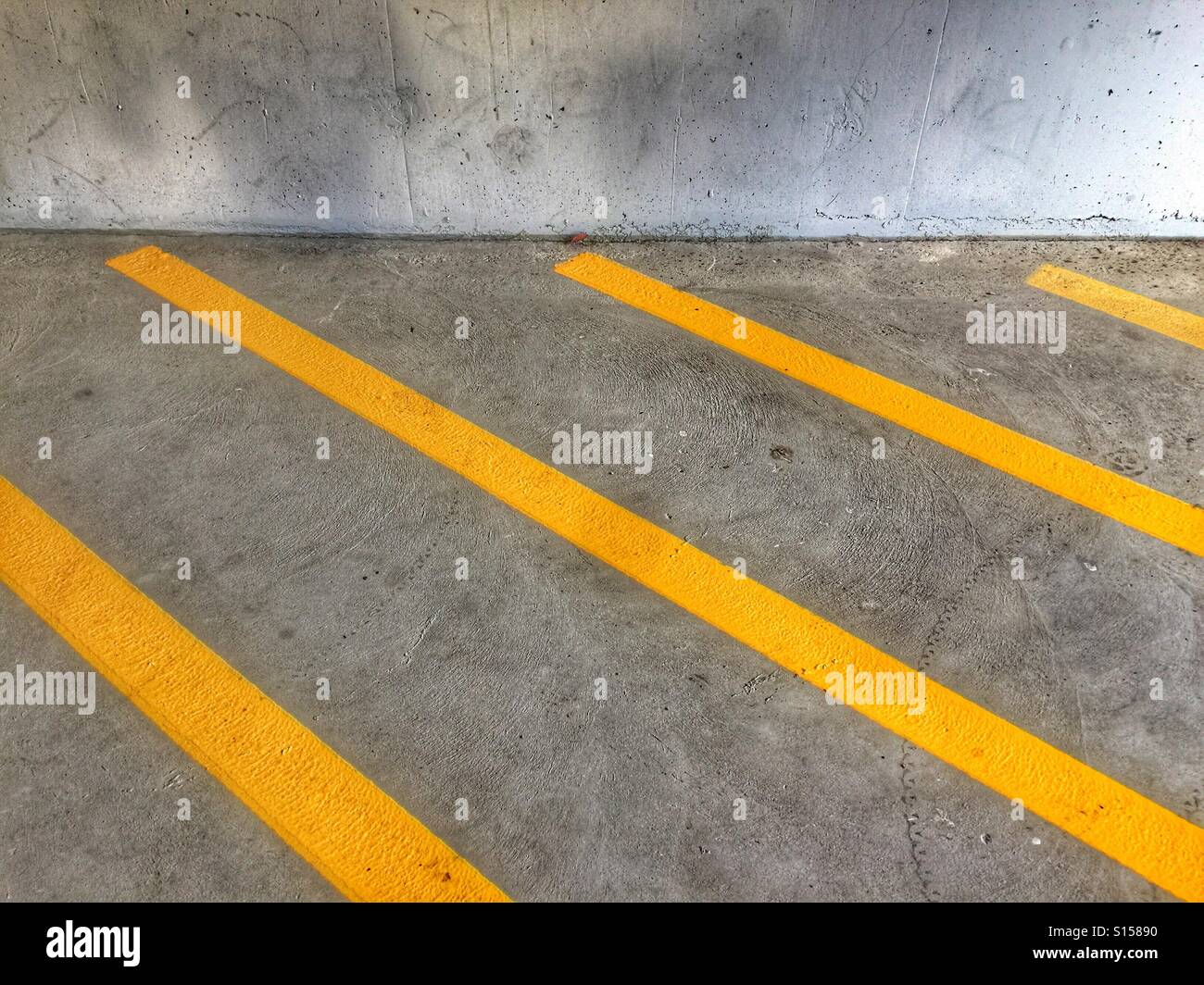 No Parking Zone Stripes Stencil