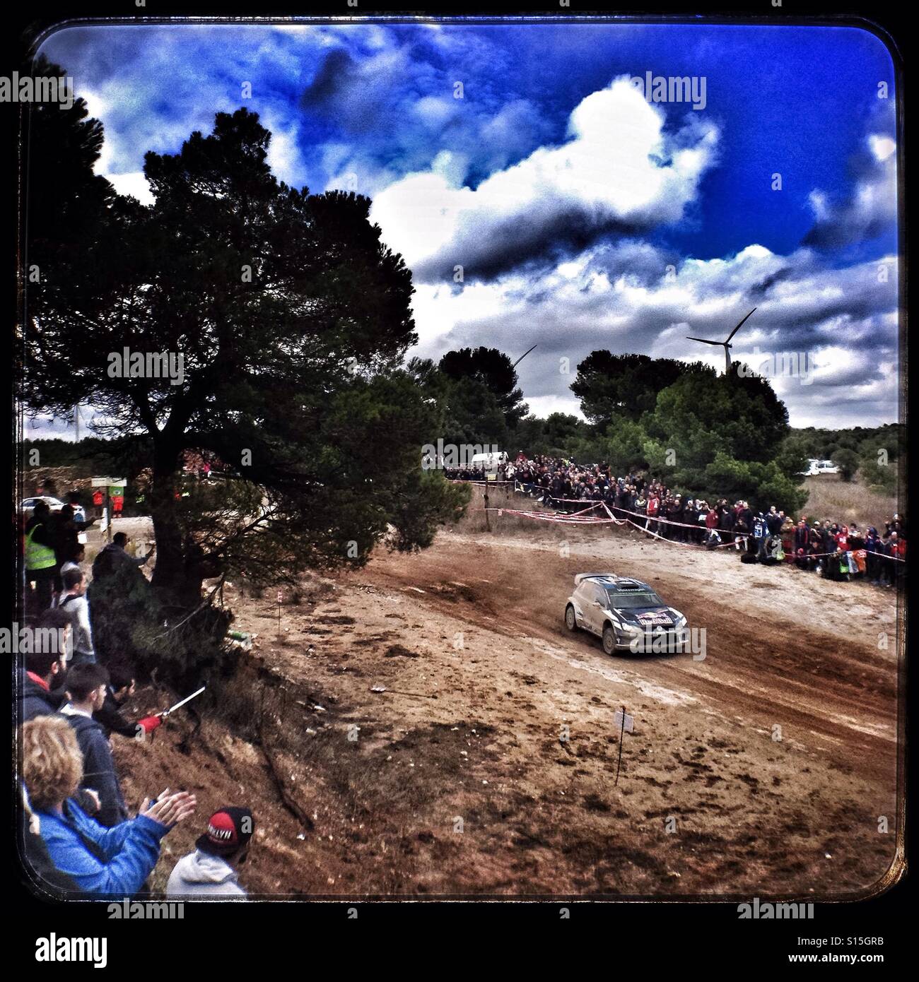 14/10/2016 WRC World Rally Championship RACC-Rally de España SS7 Terra Alta 2 [La Fatarella] - Andreas Mikkelsen/Anders Jaener in their Volkswagen Polo R WRC rally car, Catalonia, SPAIN. - Smartphone Captured Stock Image