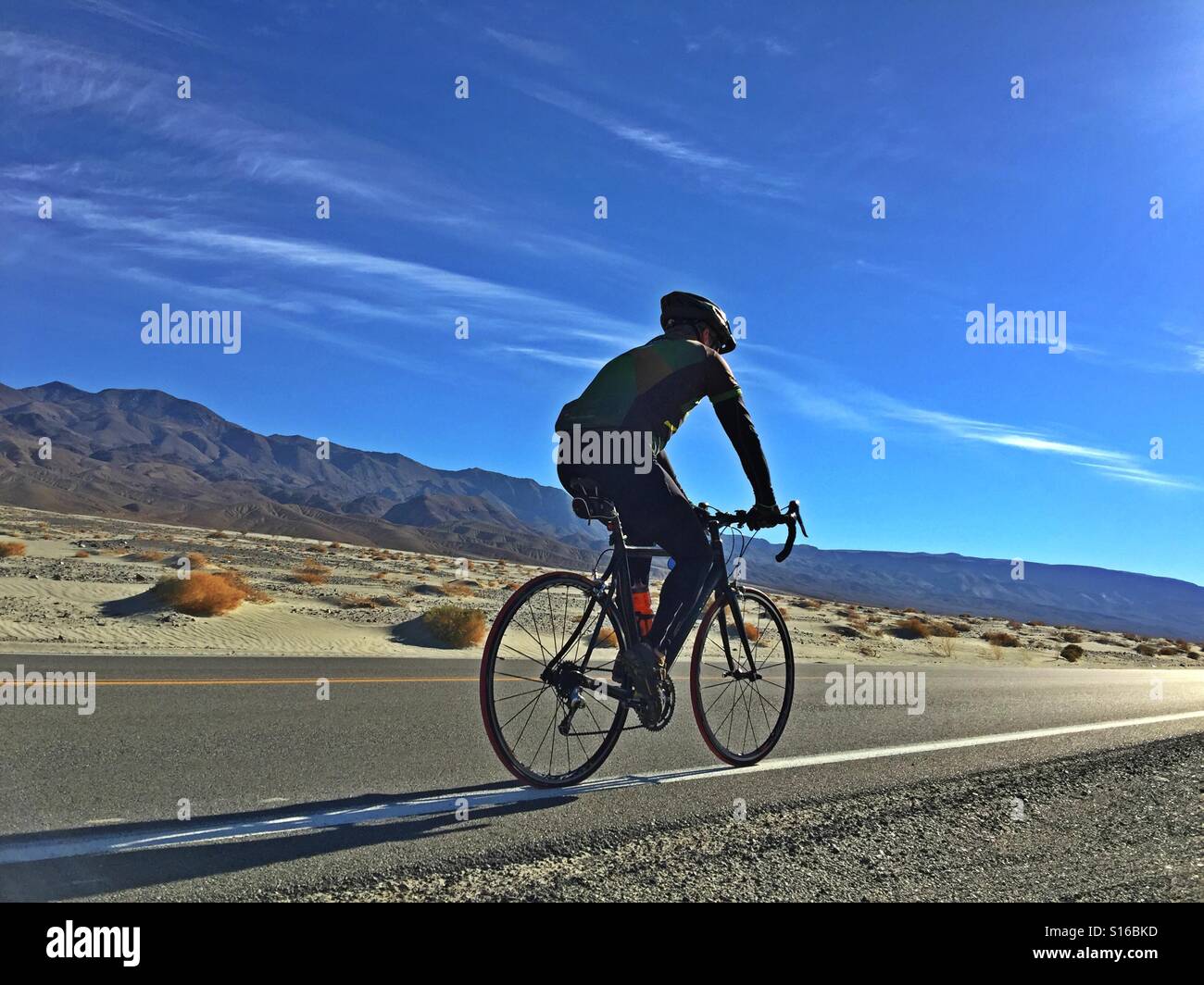 Road bike Death Valley Stock Photo