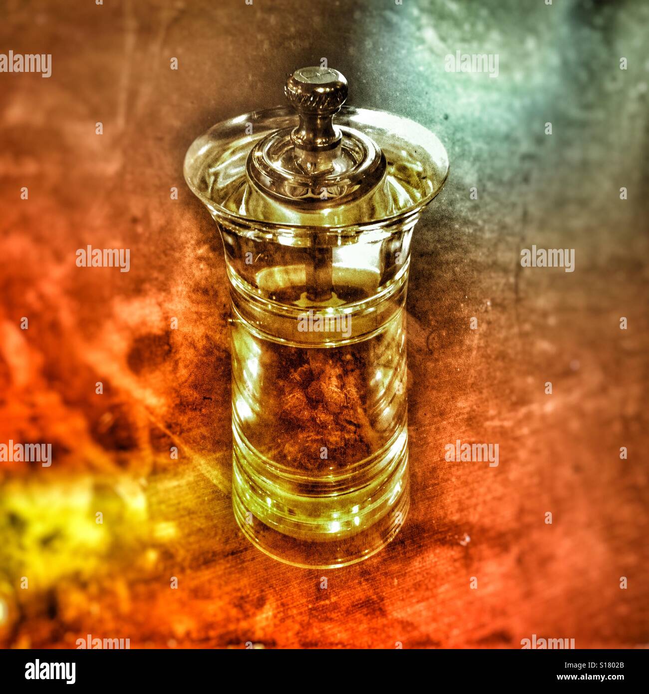 Download Pepper Grinder High Resolution Stock Photography And Images Alamy Yellowimages Mockups
