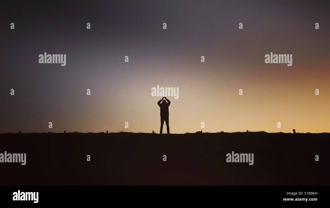 Capturing the sunset. Winter late afternoon, early evening in Cheshire. - Smartphone Captured Stock Image