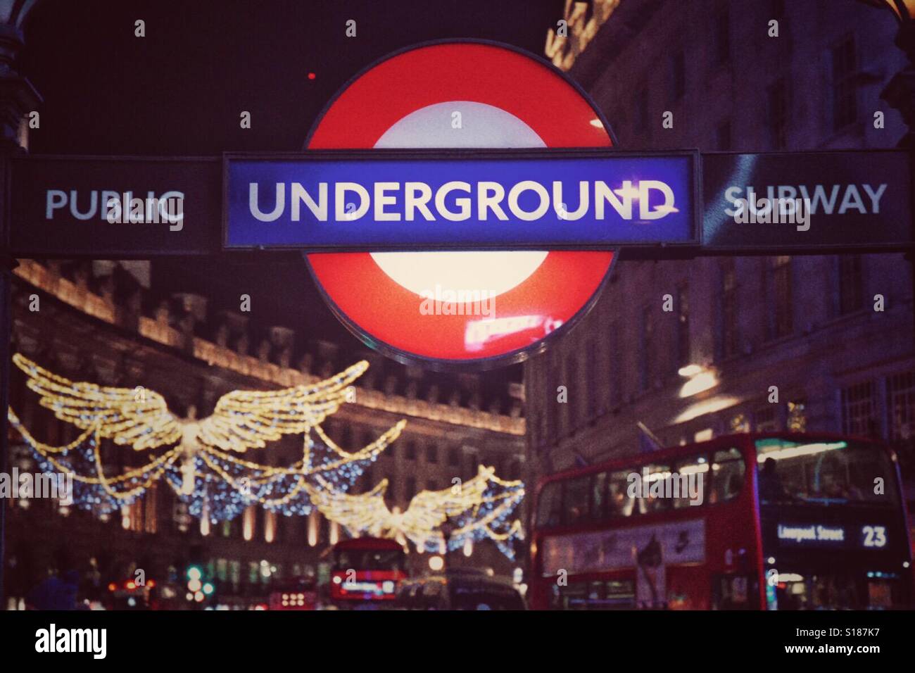 London Underground sign Stock Photo - Alamy