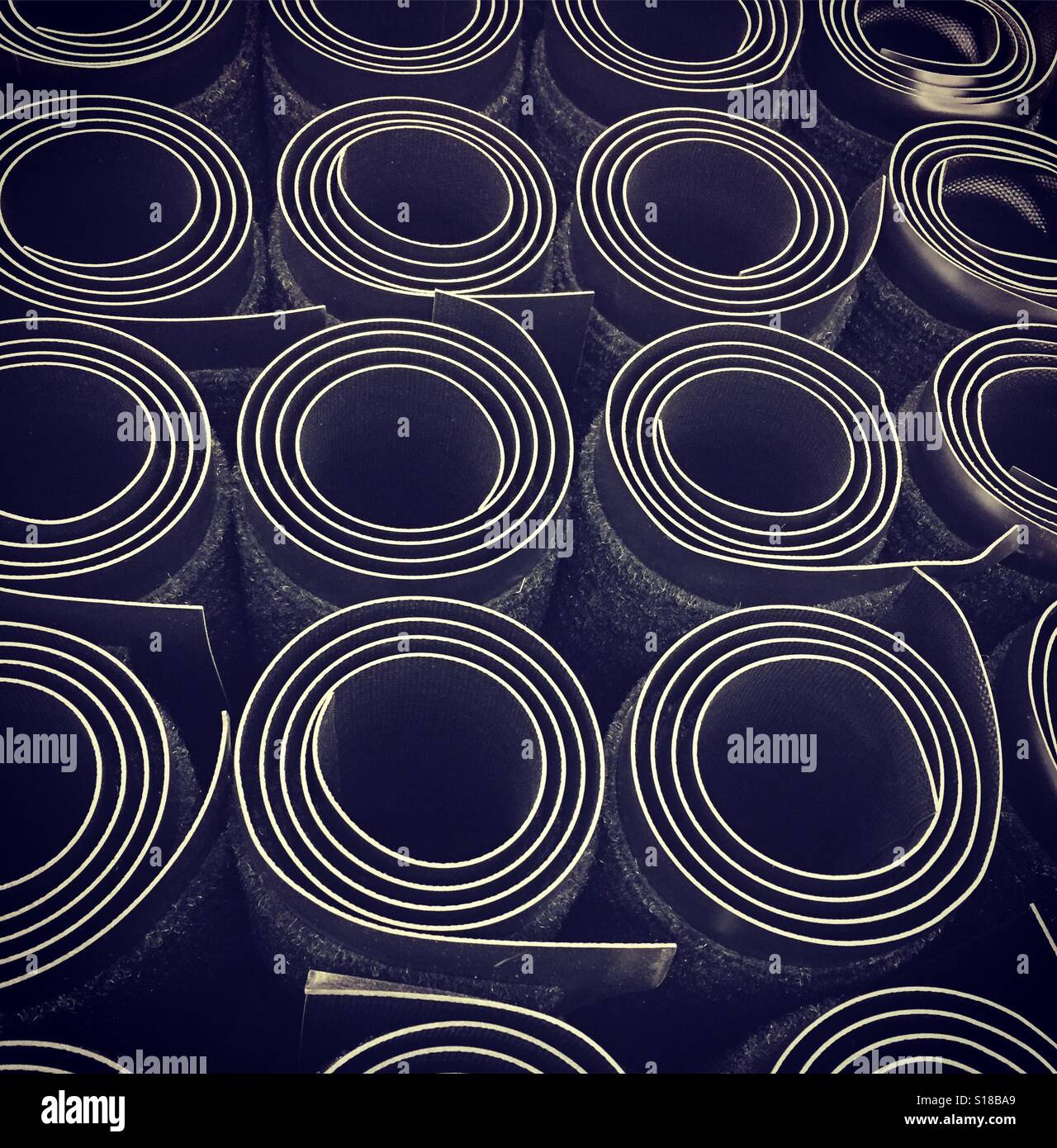 Black floor hi-res stock photography and images - Alamy