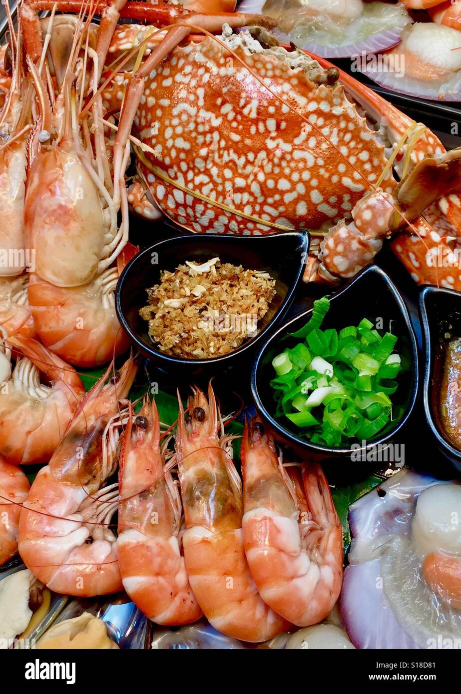 A platter of steamed mix seafood hires stock photography and images
