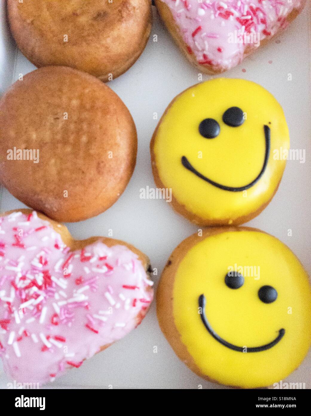 Dunkin donuts box hires stock photography and images Alamy