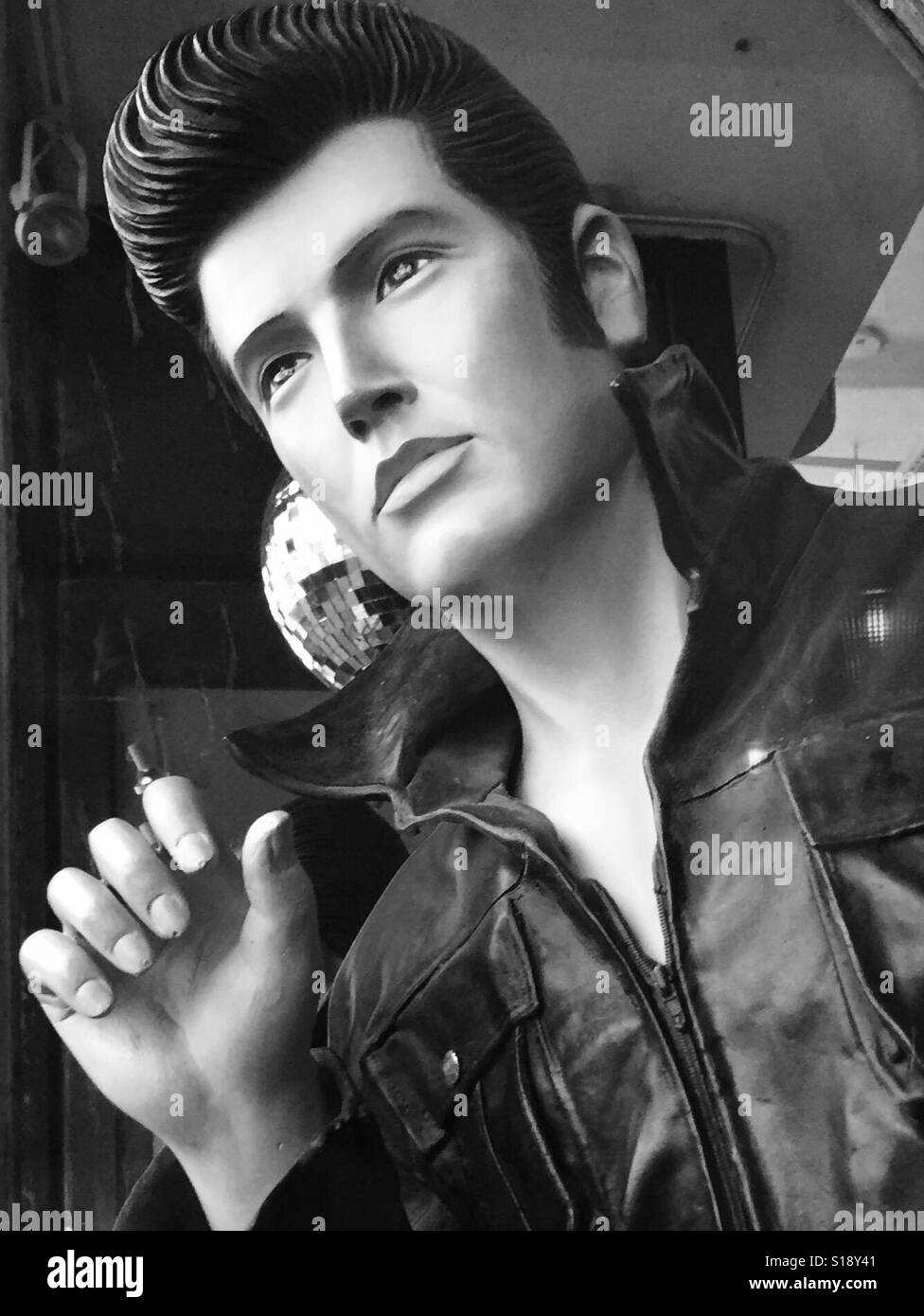 King mannequin hires stock photography and images Alamy