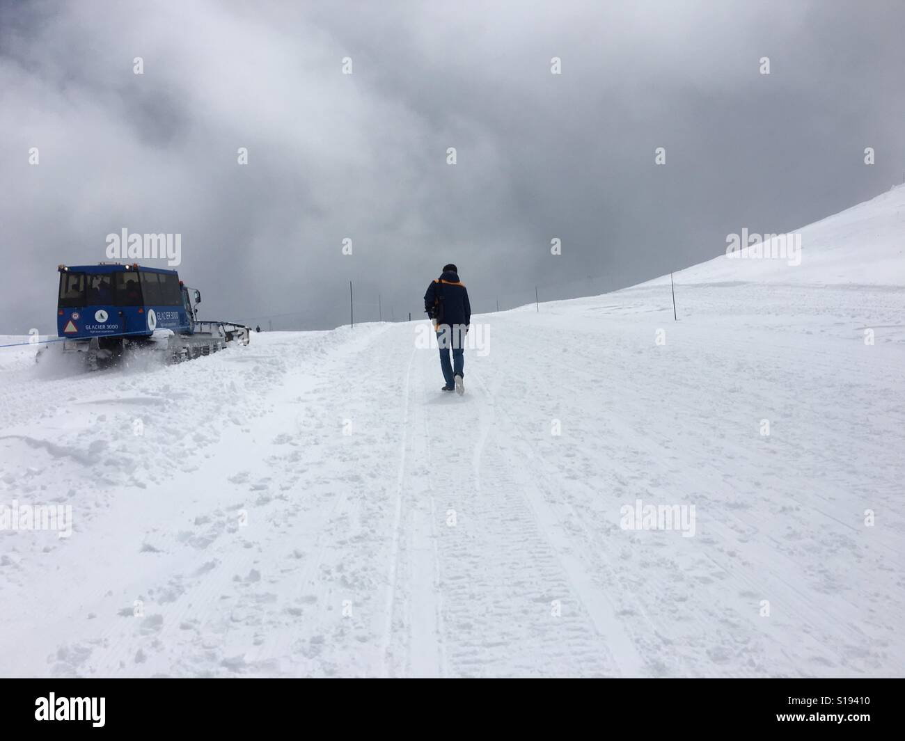 Alone nature hi-res stock photography and images - Alamy