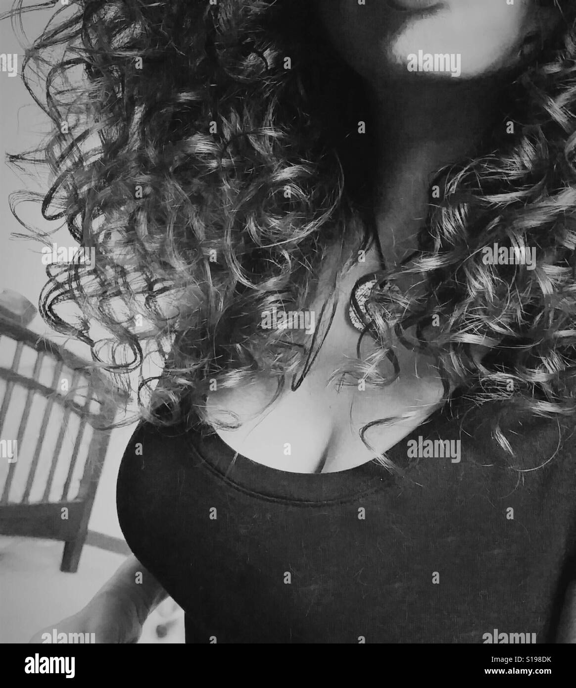 Black woman with curly hair Black and White Stock Photos & Images - Alamy