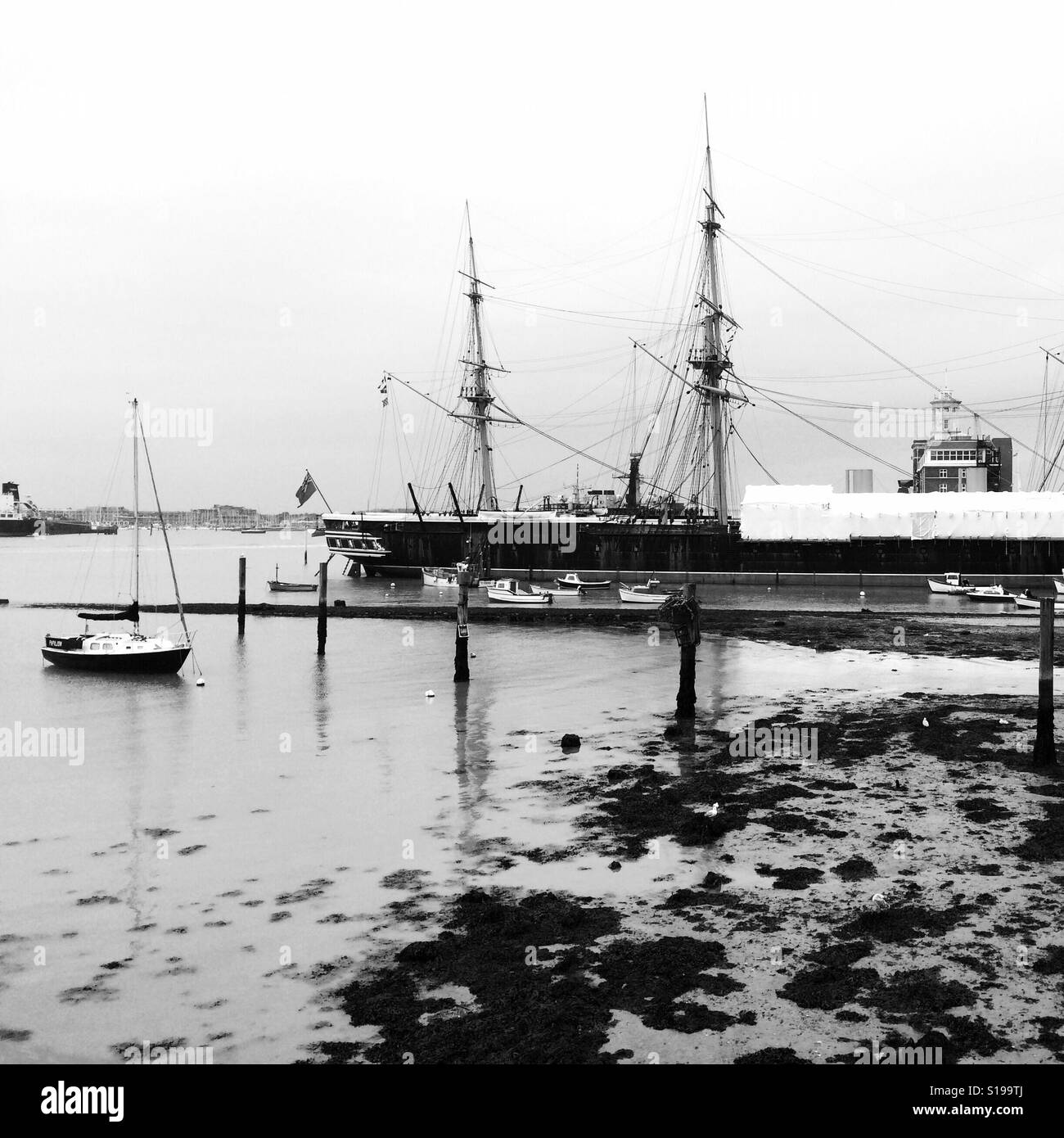 Portsmouth docks Stock Photo - Alamy