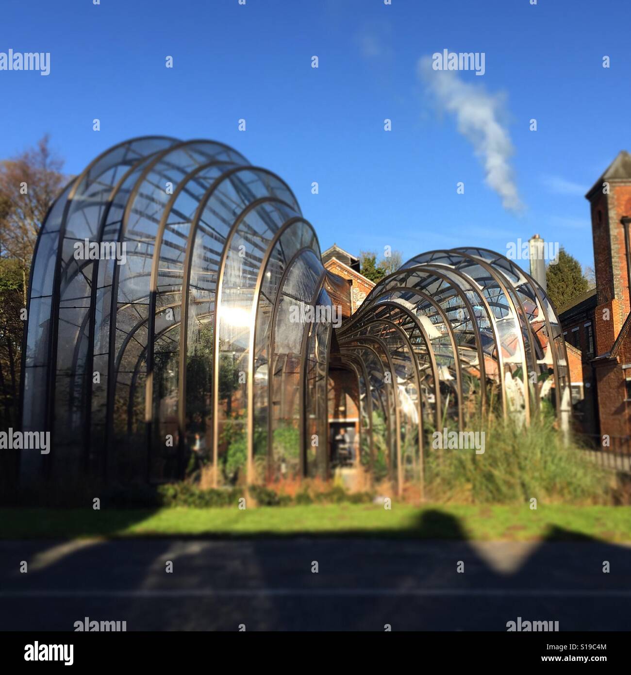 Glass houses at Bombay sapphire gin distillery. Design by Thomas heatherwick Stock Photo
