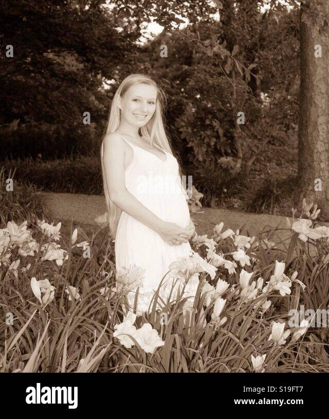Pregnant mommy hi-res stock photography and images - Alamy