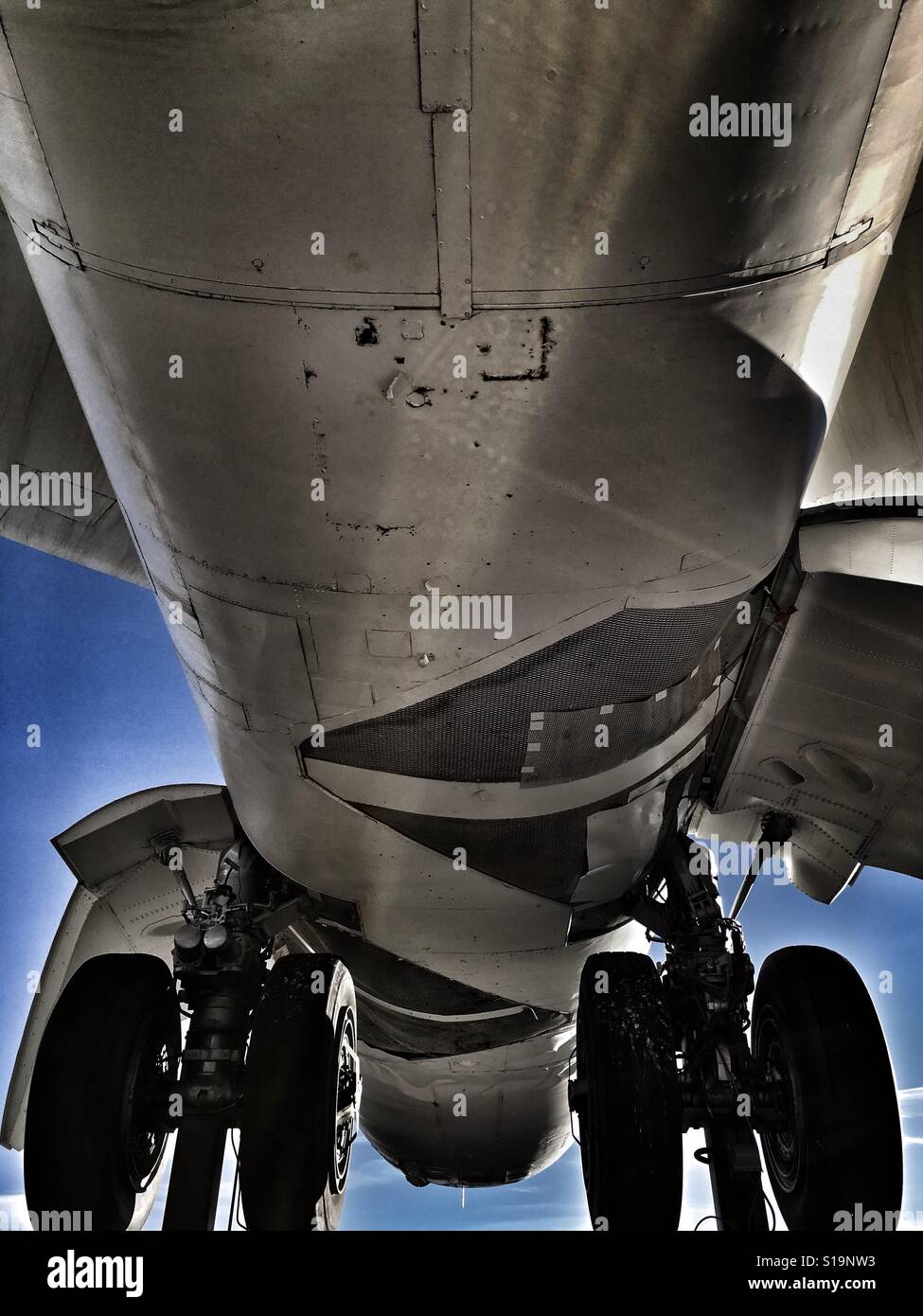 B 52 wheels hi-res stock photography and images - Alamy