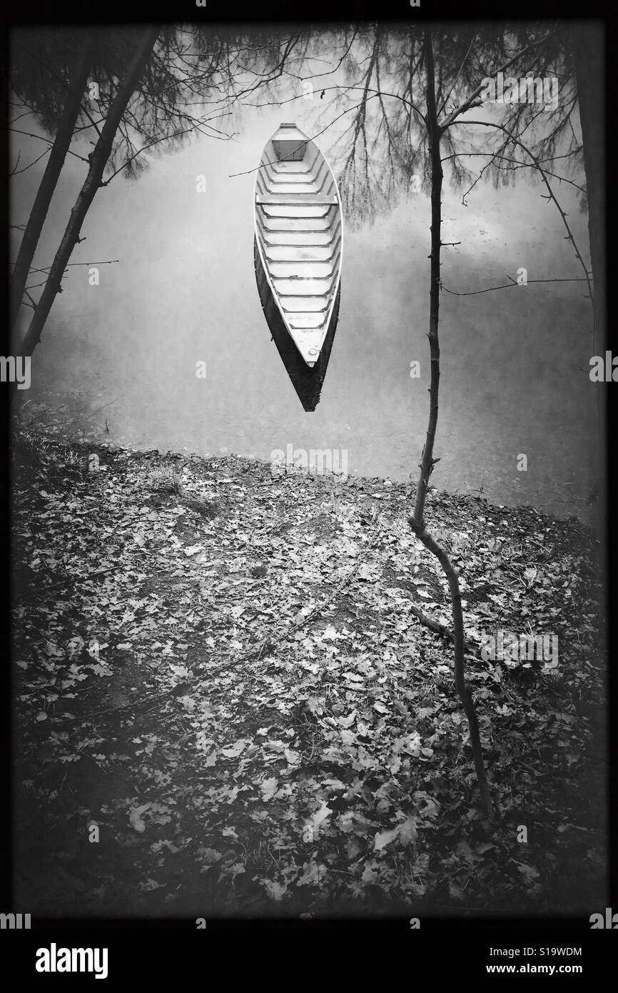 Ditching Stock Photos & Ditching Stock Images - Alamy