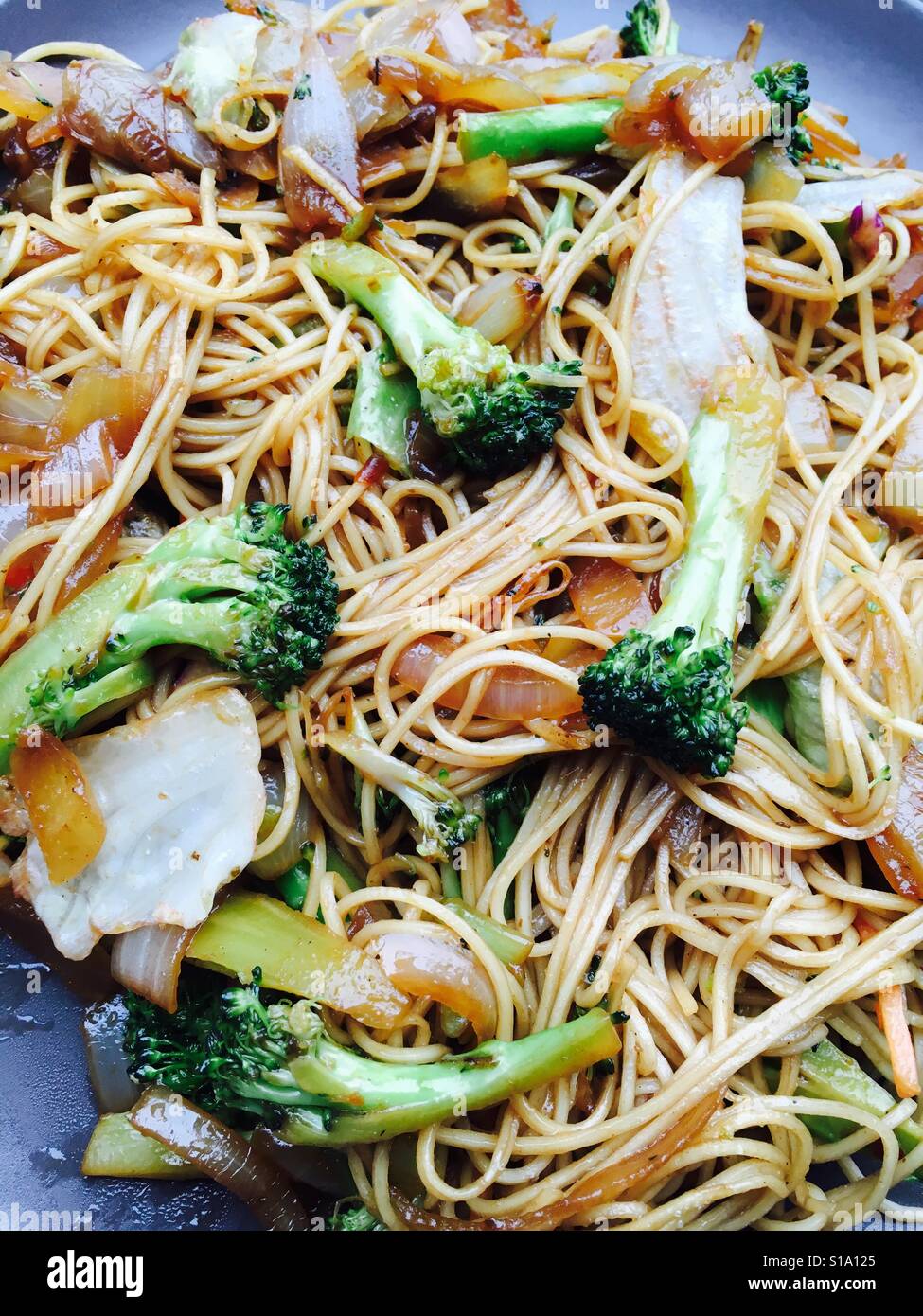 Homemade vegetable stir-fry Stock Photo - Alamy
