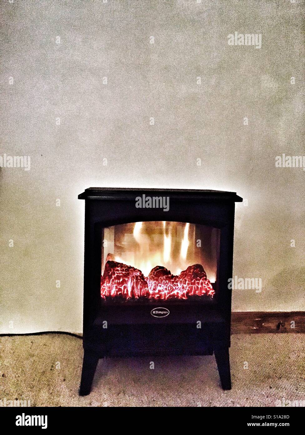 Coal effect electric fire hires stock photography and images Alamy