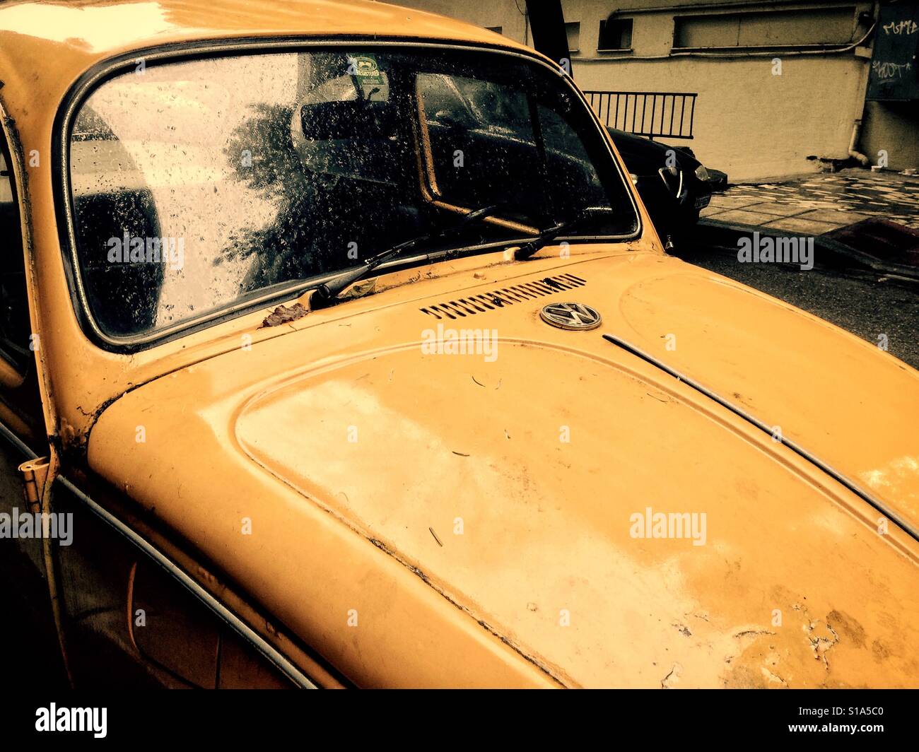 Classic volkswagen beetle hi-res stock photography and images - Alamy