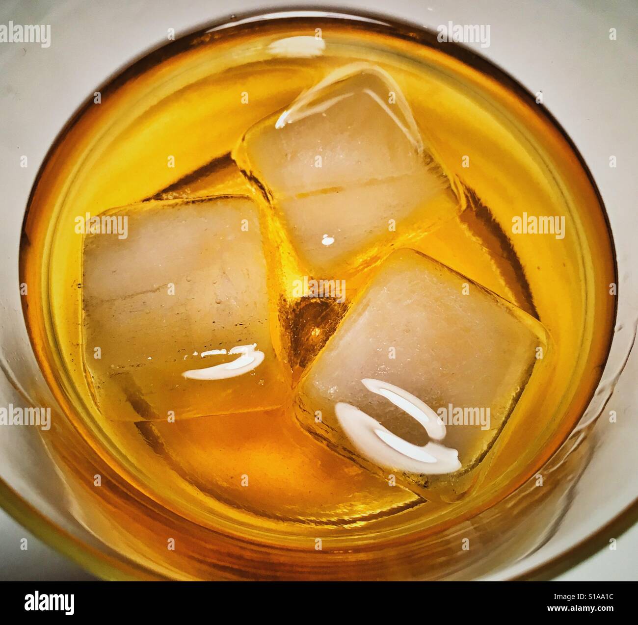 Scotch whisky with ice cubes Stock Photo Alamy
