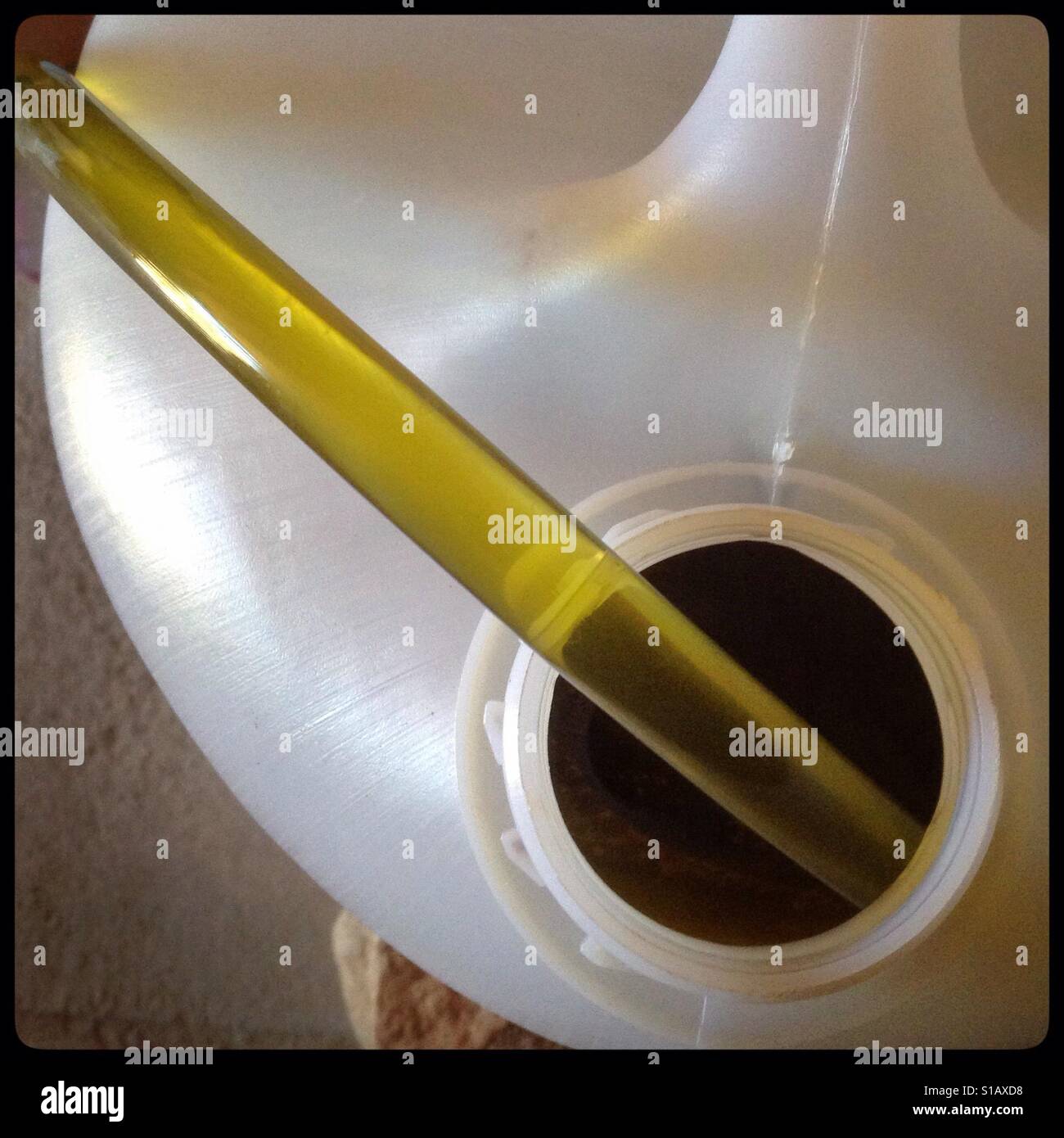 Decanting Oil Virgin oils hi-res stock photography and images - Alamy