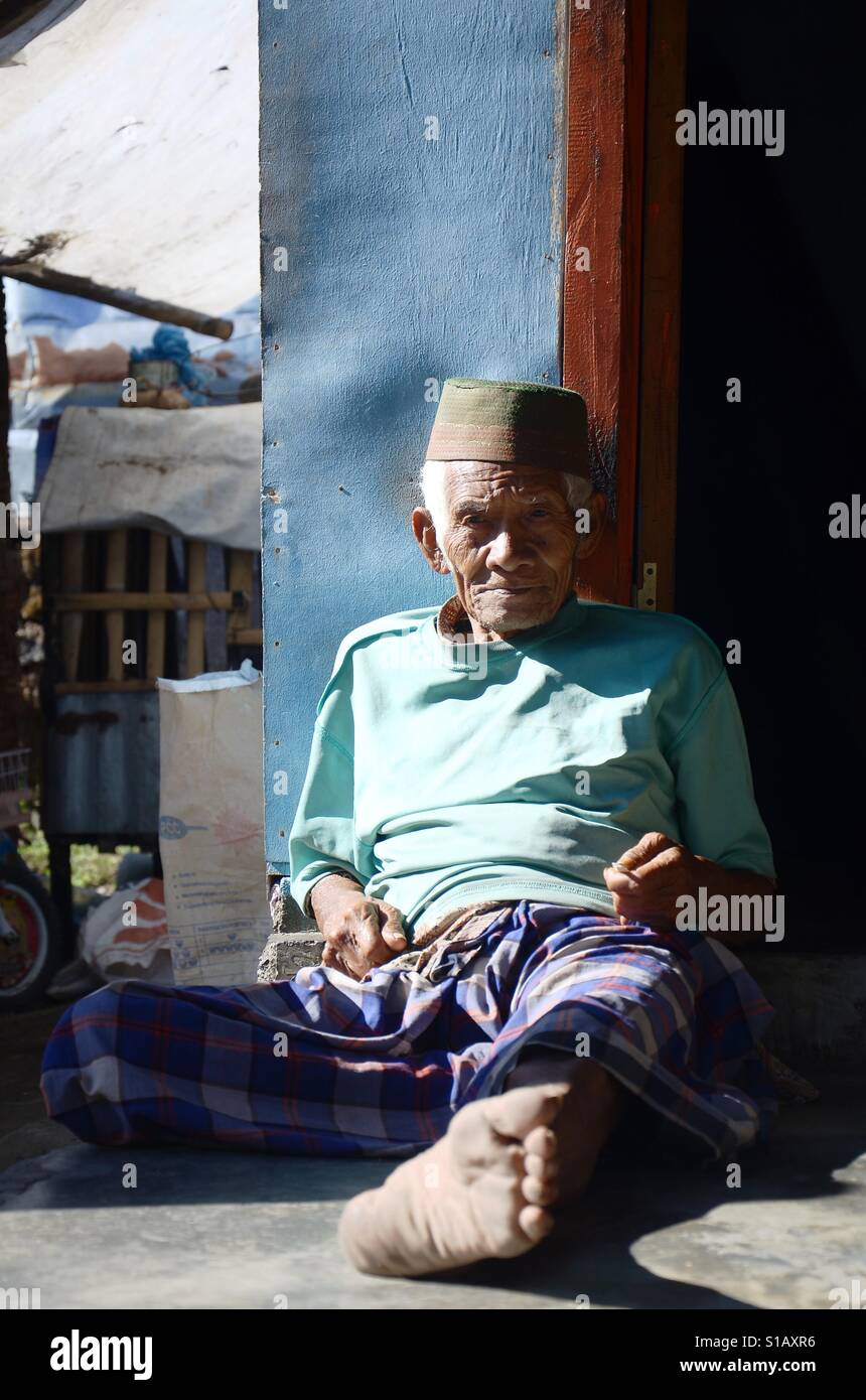 One person man village hi-res stock photography and images - Alamy