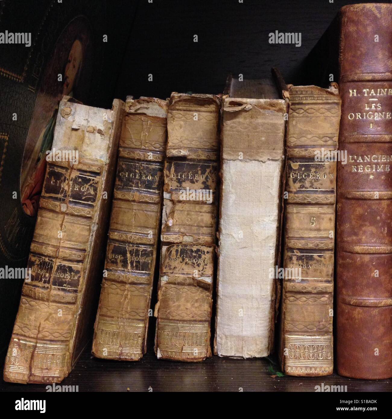 Old library books on bookshelf hi-res stock photography and images - Alamy