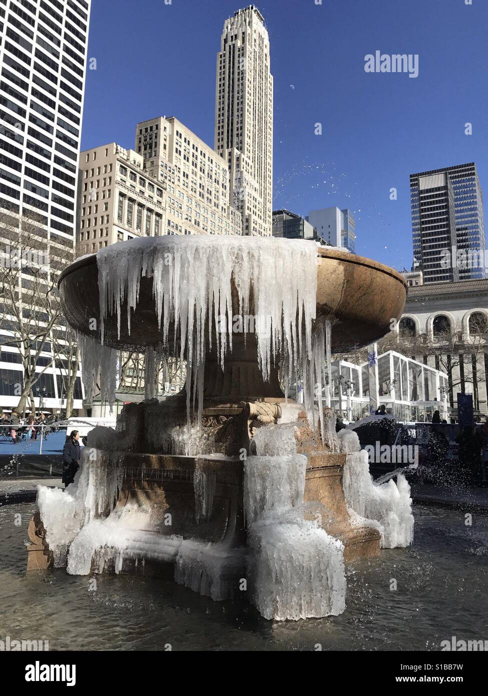 Bryant Park Frozen Fountain New York City Stock Photo