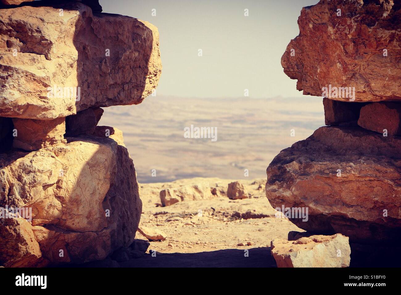 Desert rocks hi-res stock photography and images - Alamy