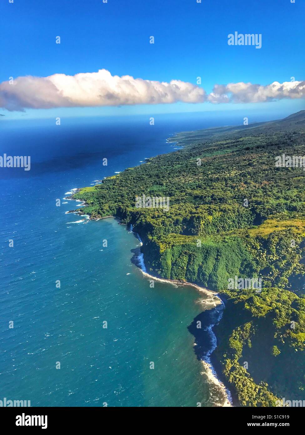 Hawaii ocean cliffs hires stock photography and images Alamy
