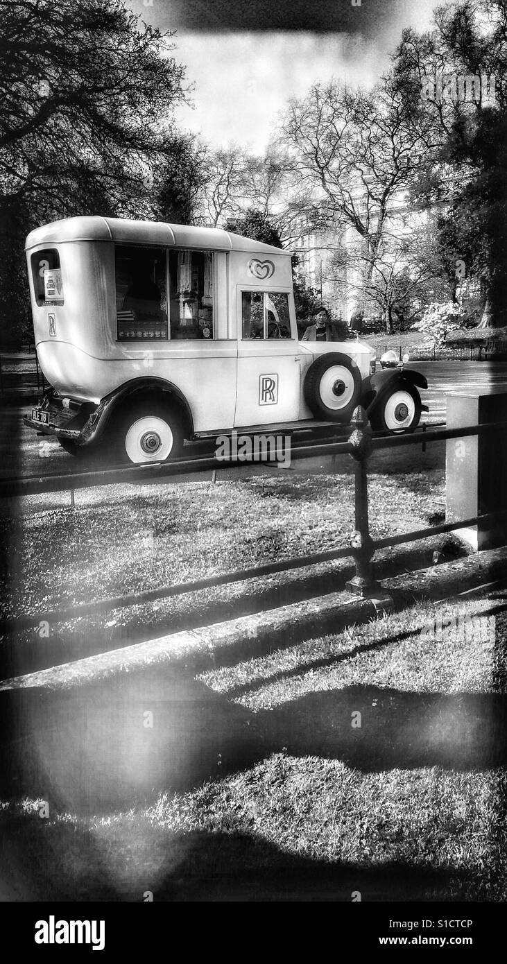 Rolls Royce ice cream van, Kensington gardens, London - Smartphone Captured Stock Image
