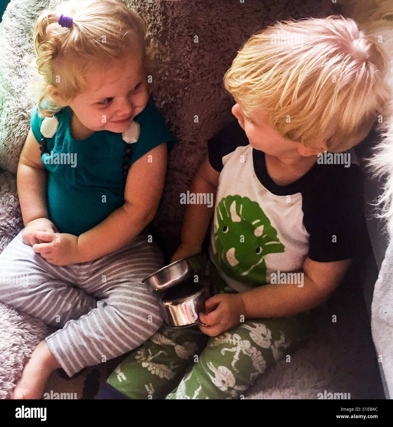 Fraternal Twins Boy Girl High Resolution Stock Photography And Images Alamy Fraternal Twins Boy Girl High Resolution Stock Photography And Images Alamy