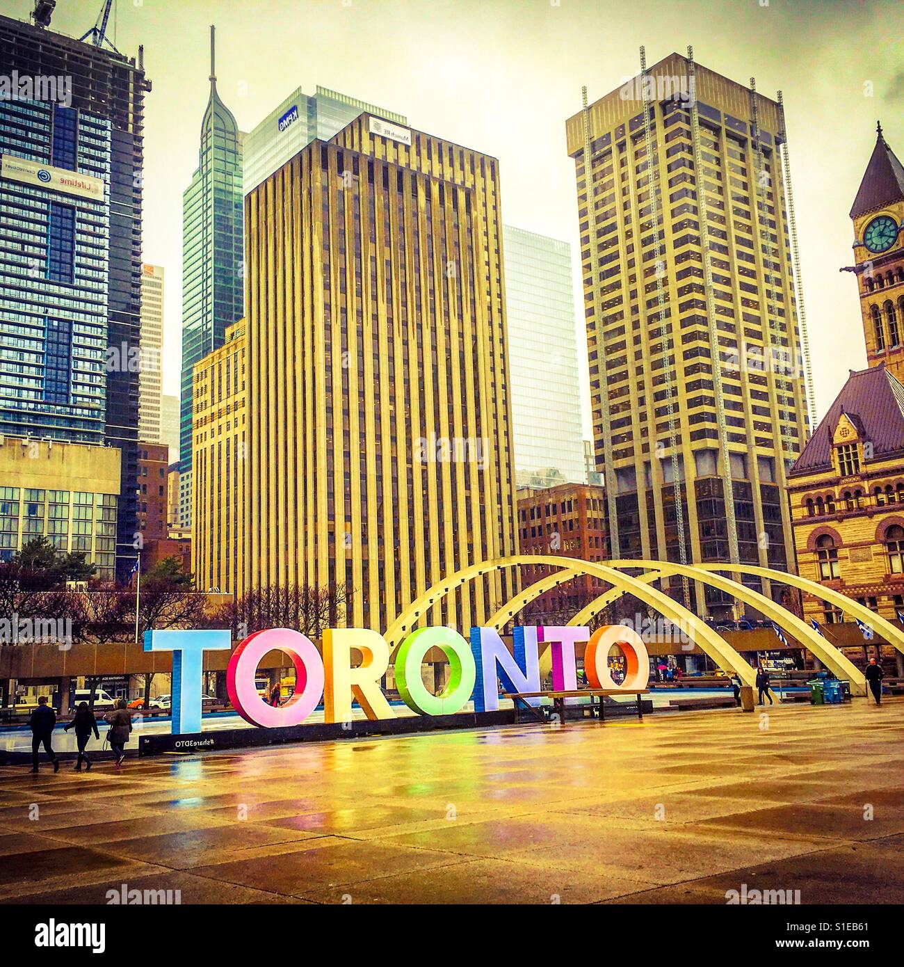 Downtown Toronto. Nathan Phillips Square Stock Photo Alamy