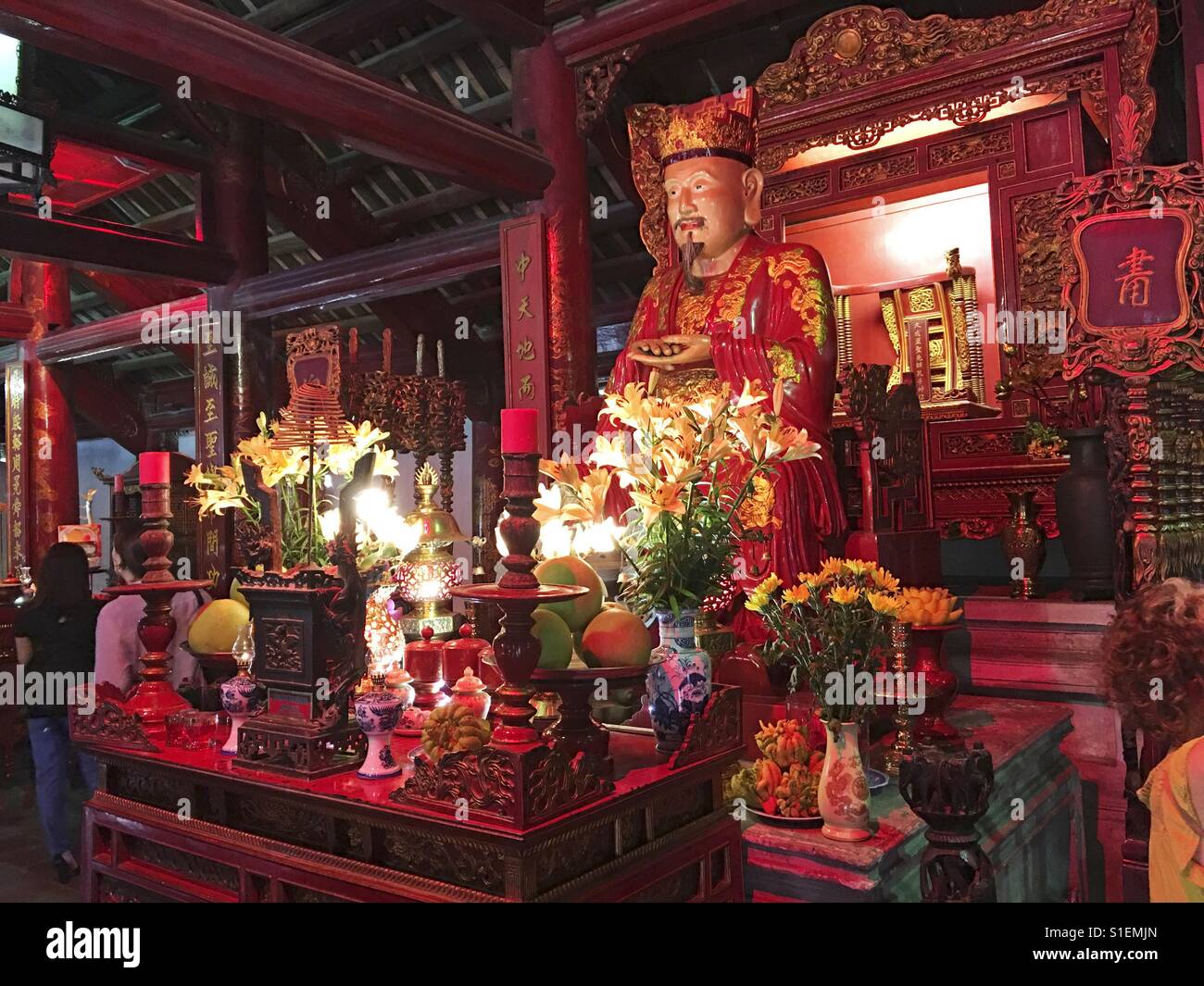 Statue of Confucius. Dai Tanh sanctuary. Temple of Literature. Hanoi