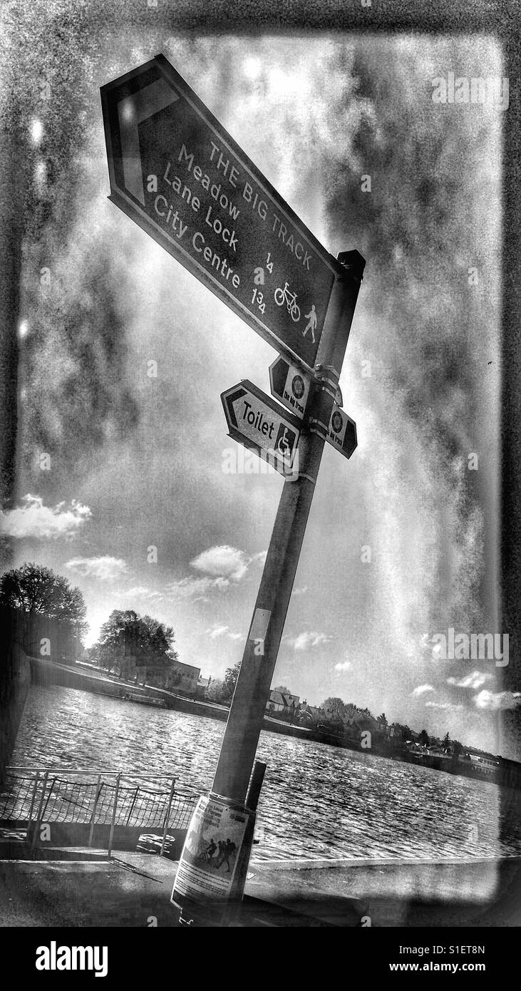 Big track waterside cycle route, river Trent, Nottingham, Nottinghamshire, East Midlands, England - Smartphone Captured Stock Image