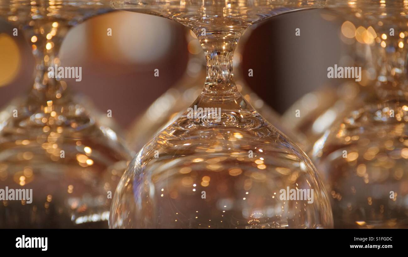 Crystal wine glasses shiny Stock Photo Alamy