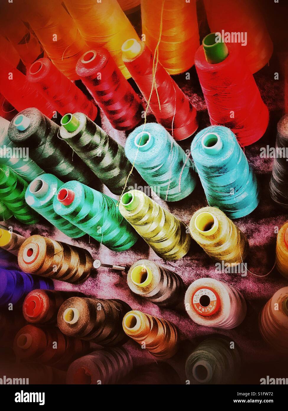 Thread board detail, red grunge filter Stock Photo Alamy