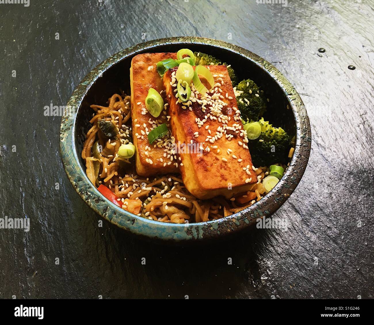 Tofu & Vegetable Stir Fry Stock Photo - Alamy