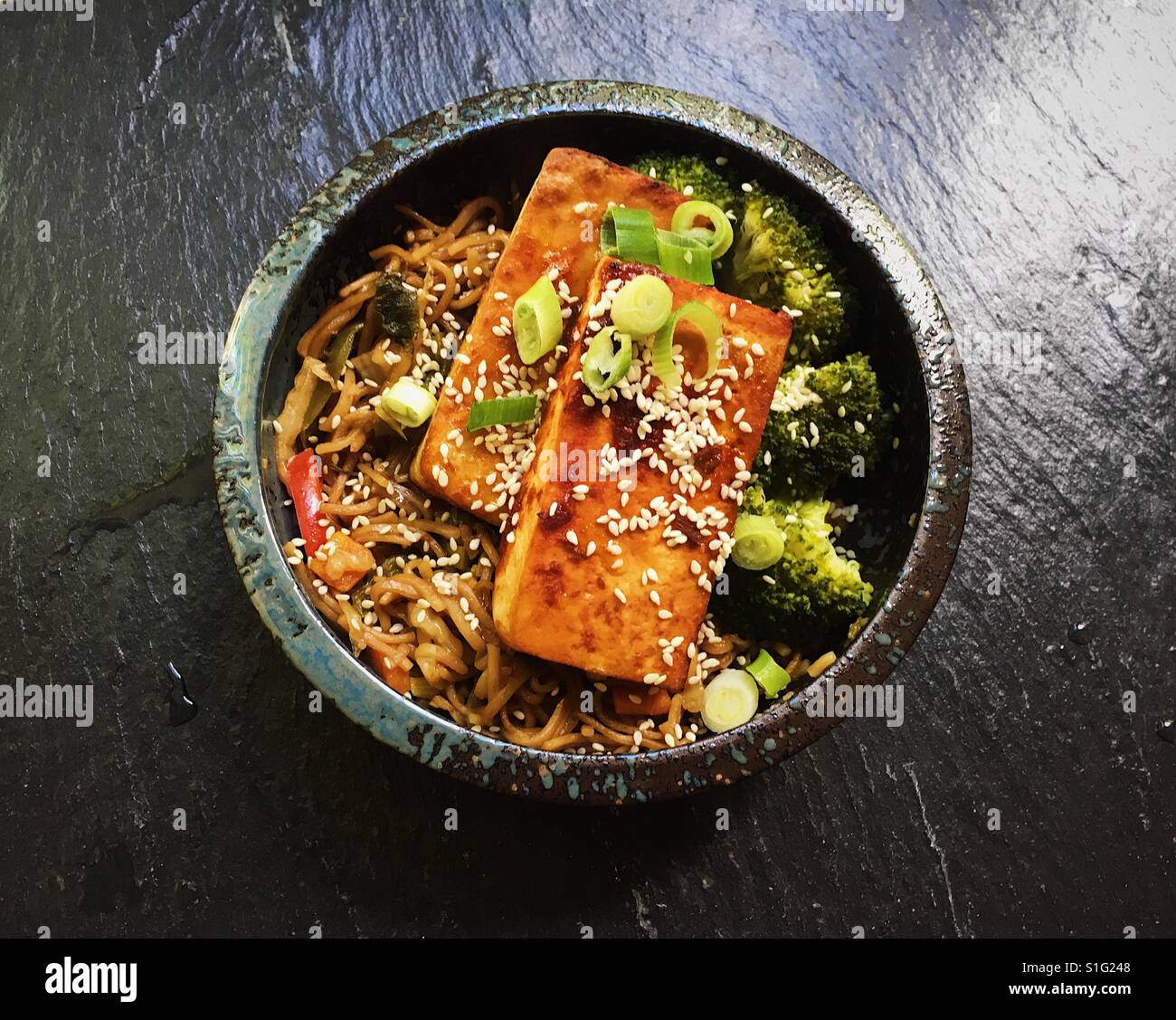 Tofu with Vegetable Stir Fry Stock Photo - Alamy